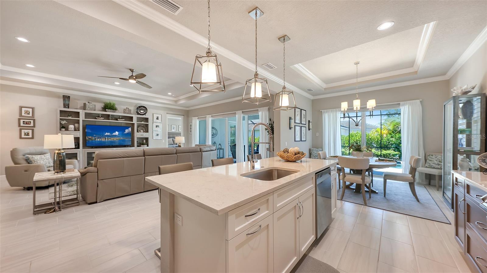 Image 15 of 63 For 7724 Sandhill Lake Drive