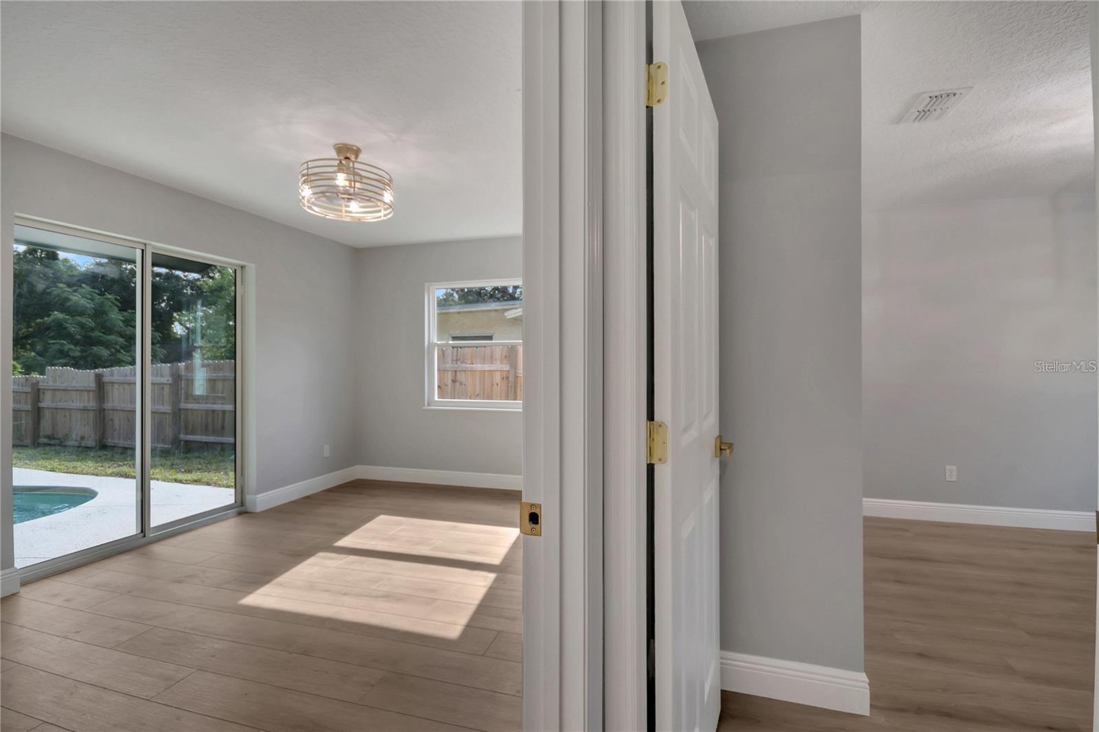 Image 11 of 59 For 5147 Lake Nina Drive