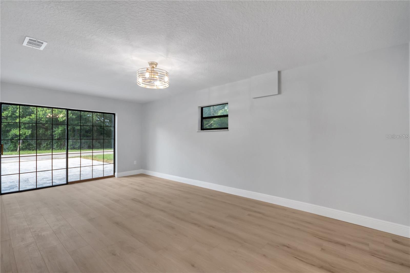 Image 12 of 59 For 5147 Lake Nina Drive