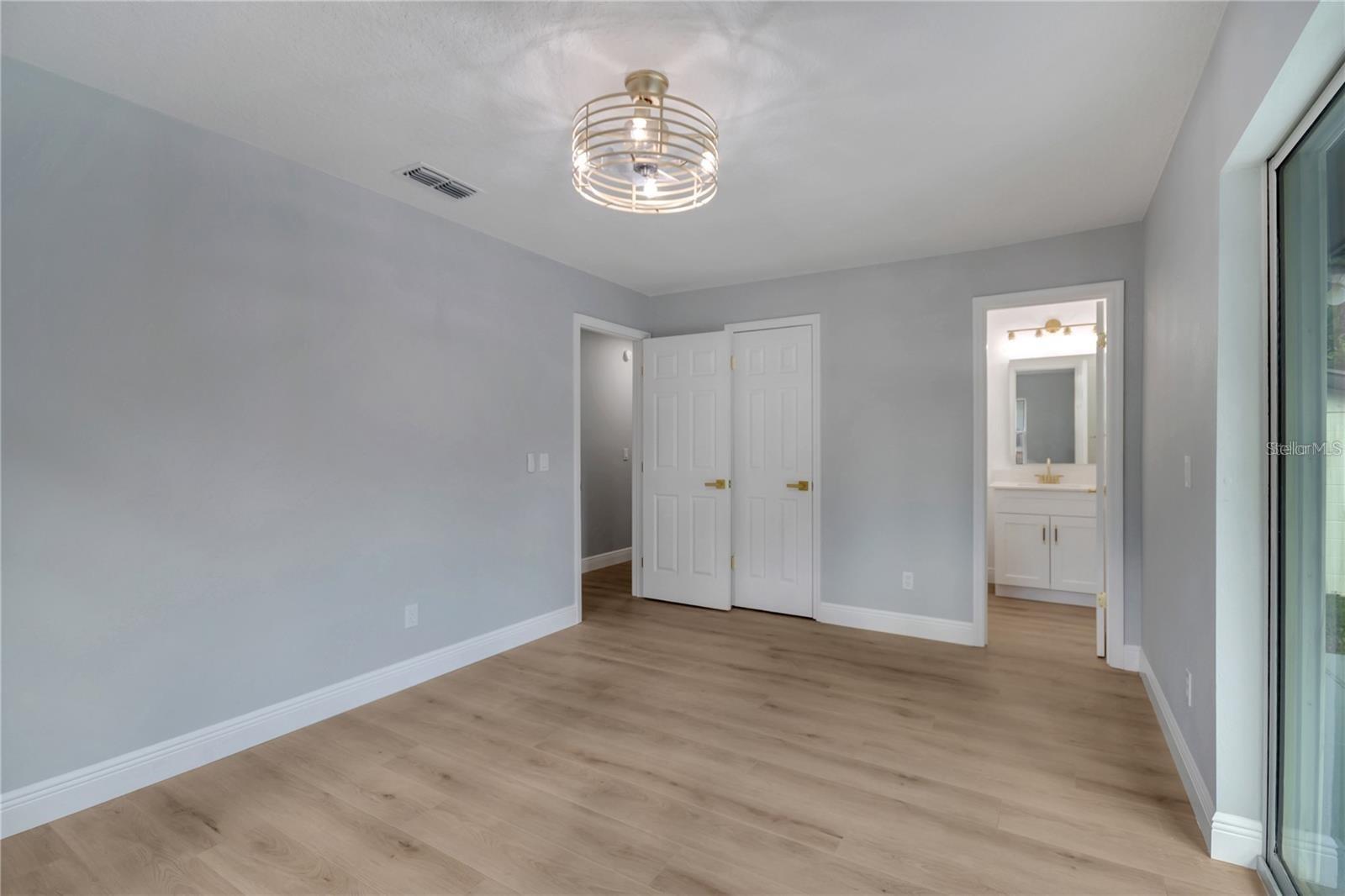 Image 13 of 59 For 5147 Lake Nina Drive