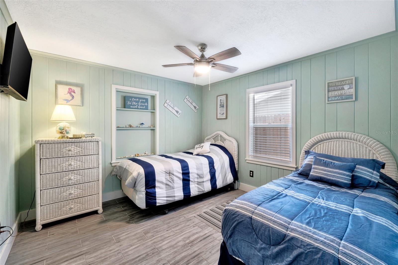 Image 18 of 40 For 340 78th Avenue