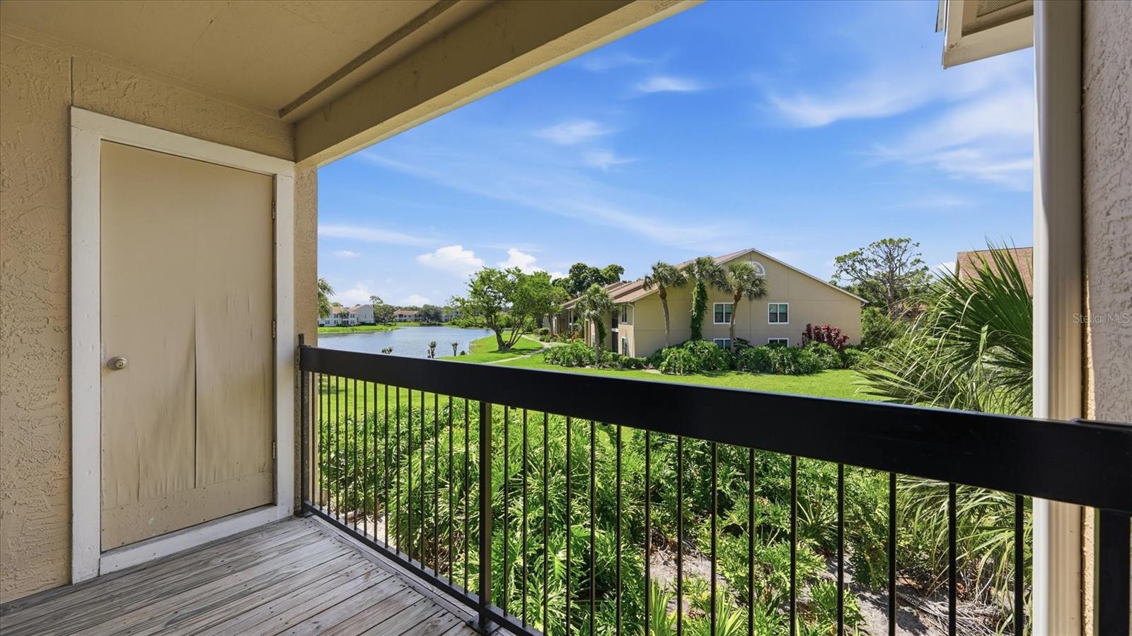 Image 29 of 47 For 4033 Crockers Lake Boulevard 28