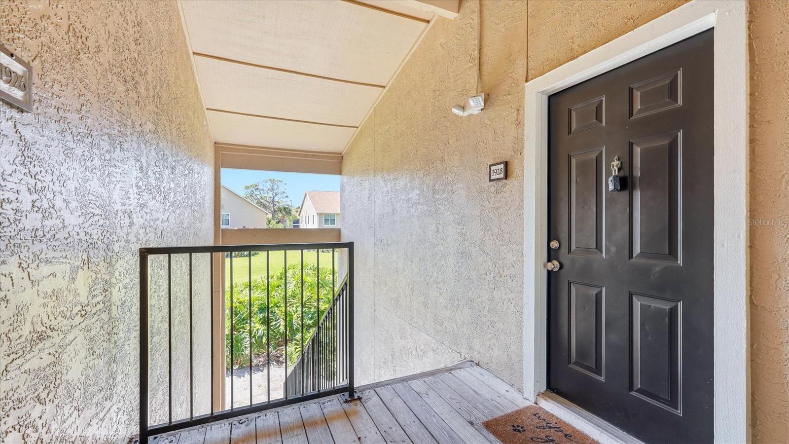 Image 3 of 47 For 4033 Crockers Lake Boulevard 28