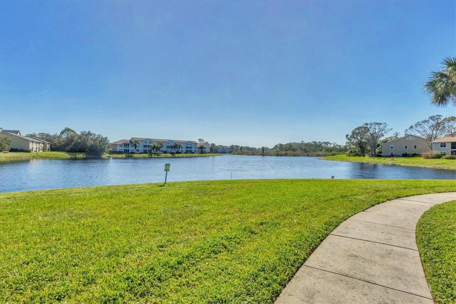 Image 46 of 47 For 4033 Crockers Lake Boulevard 28