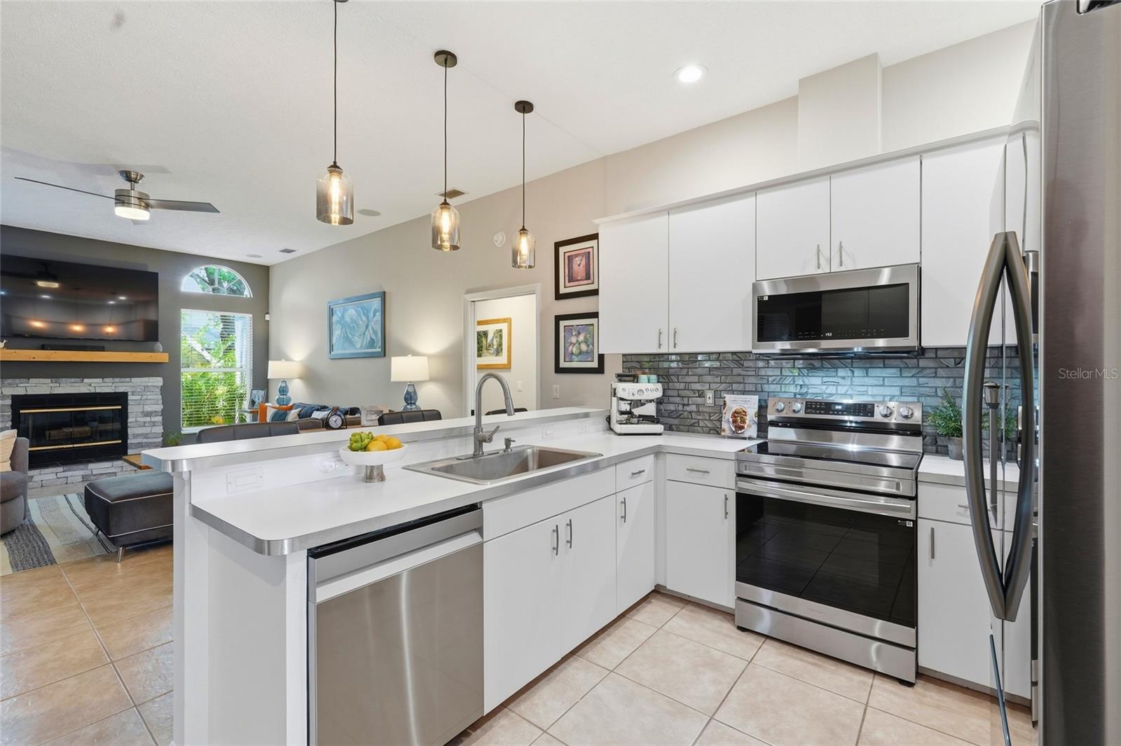 Image 14 of 59 For 6130 55th Avenue Circle E