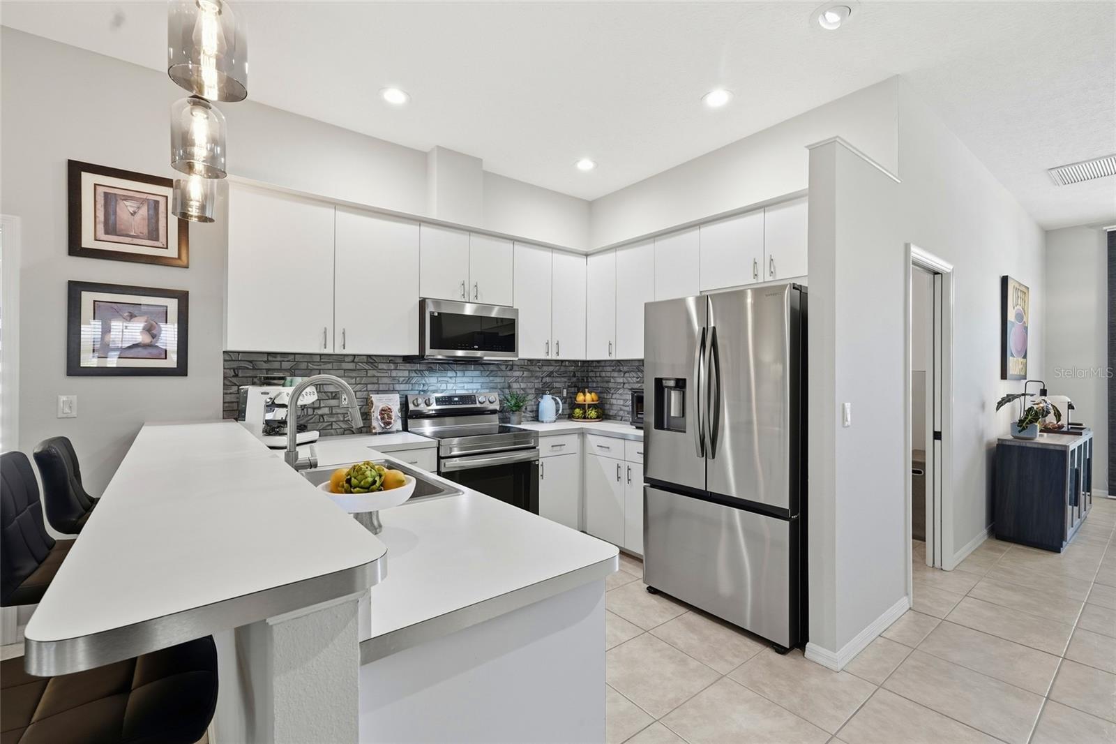 Image 16 of 59 For 6130 55th Avenue Circle E