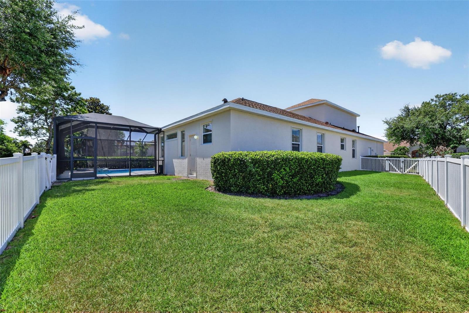 Listing photo id 35 for 13332 Purple Finch Cir