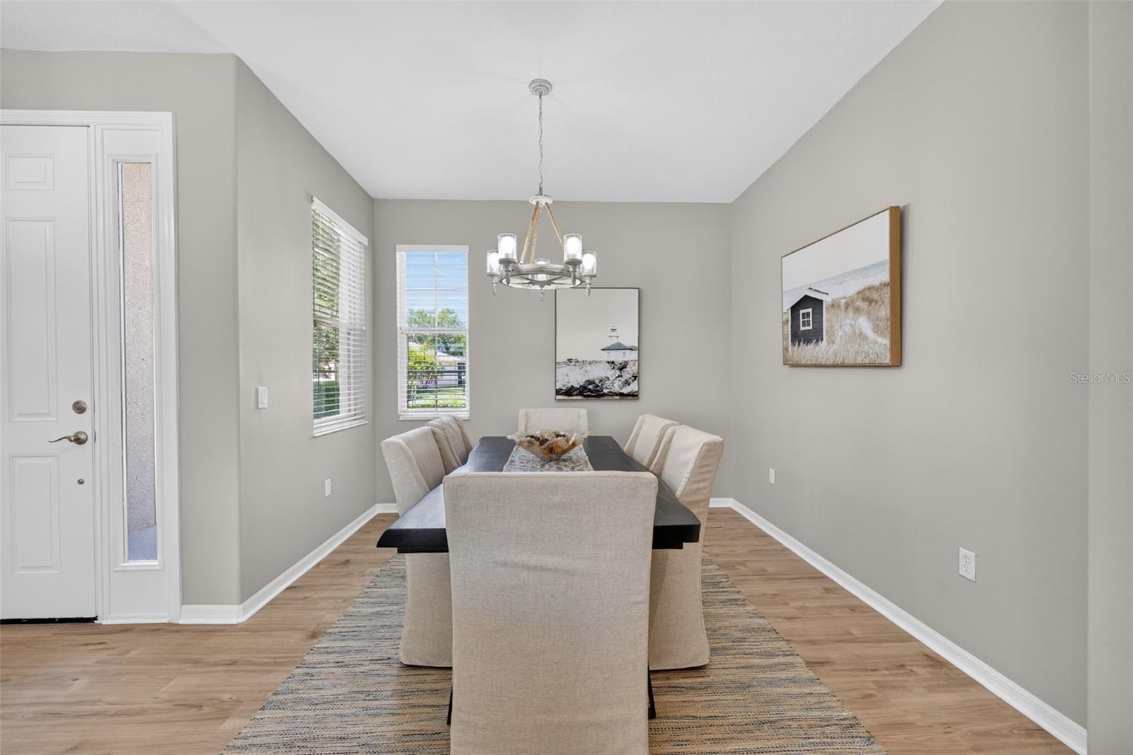 Listing photo id 6 for 13332 Purple Finch Cir