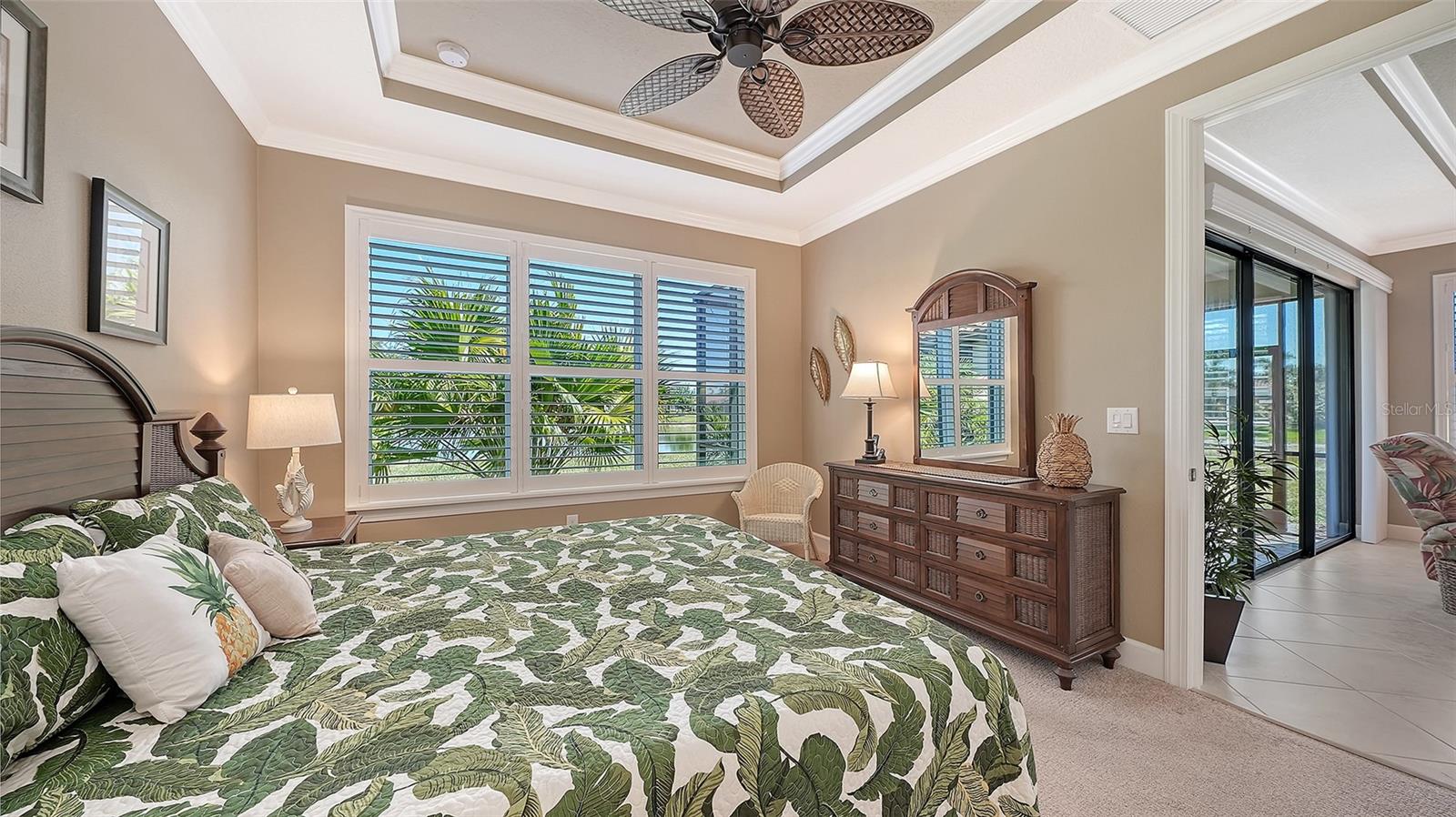 Listing photo id 31 for 5708 Puccini Street