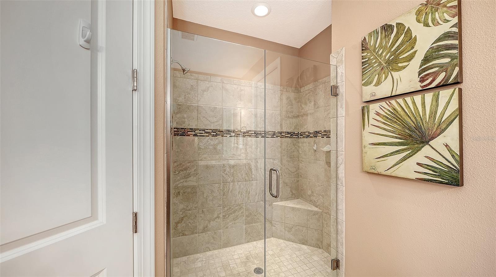 Listing photo id 34 for 5708 Puccini Street