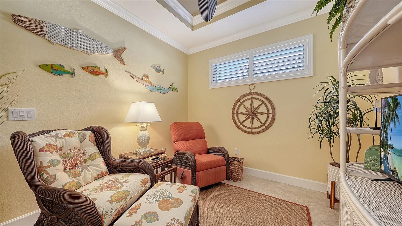 Listing photo id 36 for 5708 Puccini Street
