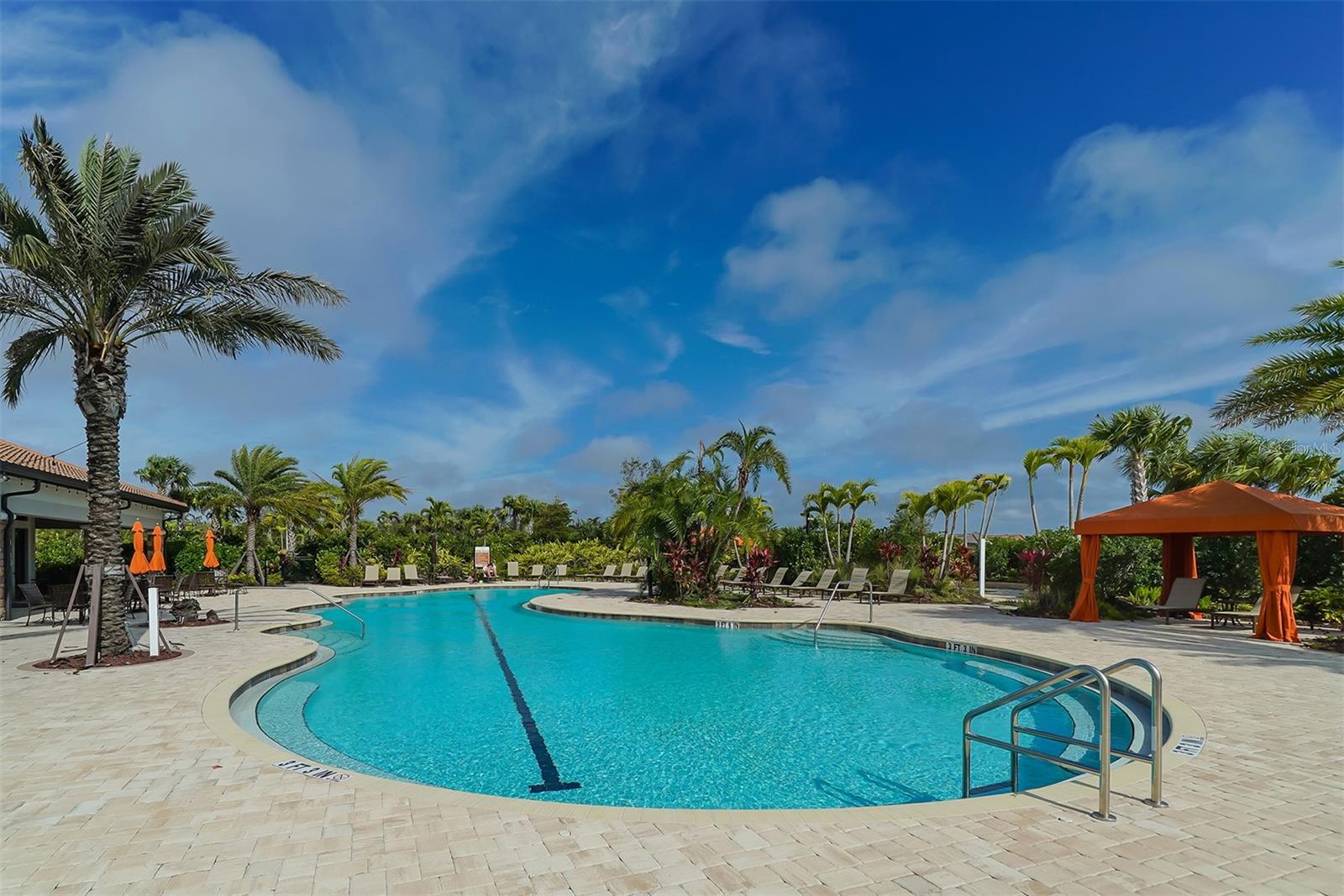 Listing photo id 59 for 5708 Puccini Street