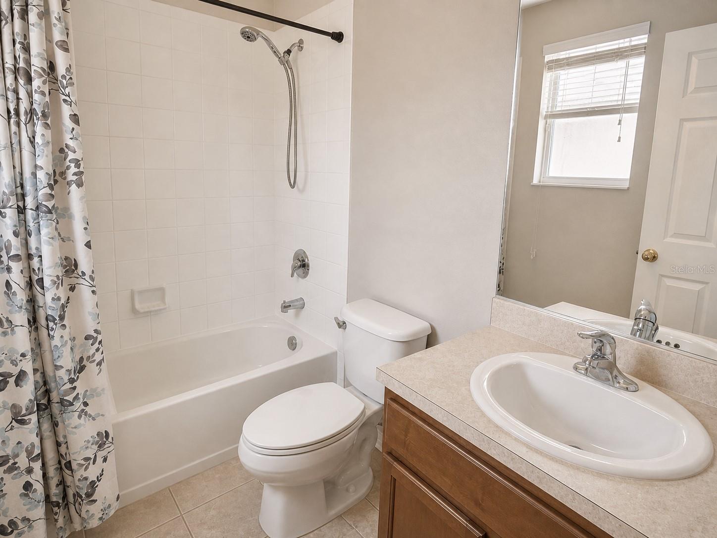 Image 11 of 13 For 1126 Grantham Drive