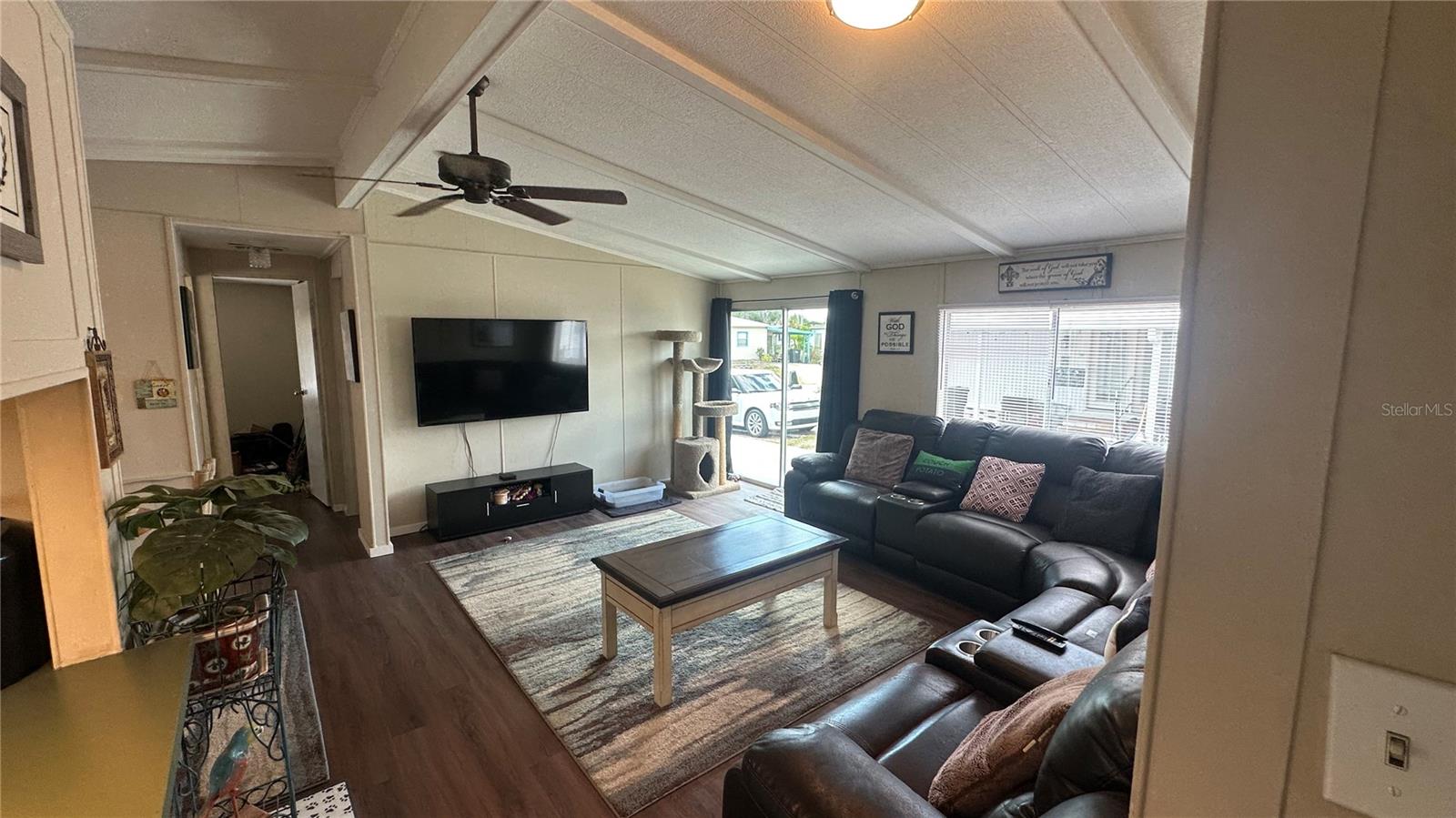 Image 11 of 26 For 6710 36th Avenue E 63