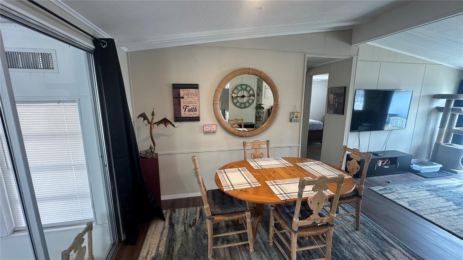Image 14 of 26 For 6710 36th Avenue E 63