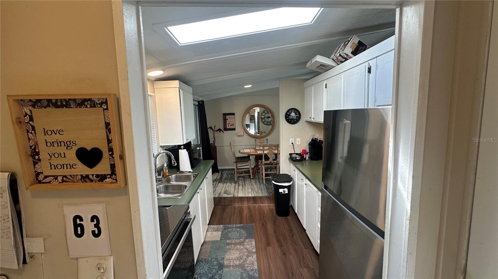 Image 15 of 26 For 6710 36th Avenue E 63