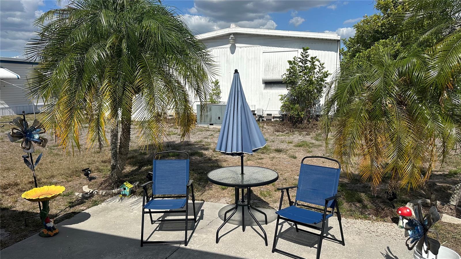 Image 4 of 26 For 6710 36th Avenue E 63