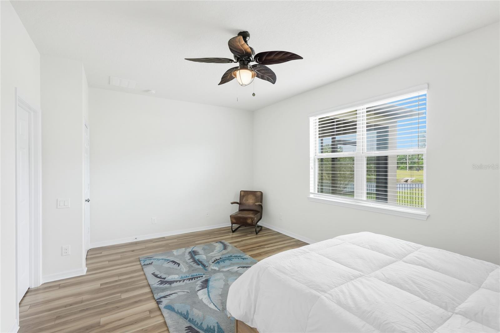 Image 18 of 62 For 5539 105th Terrace E