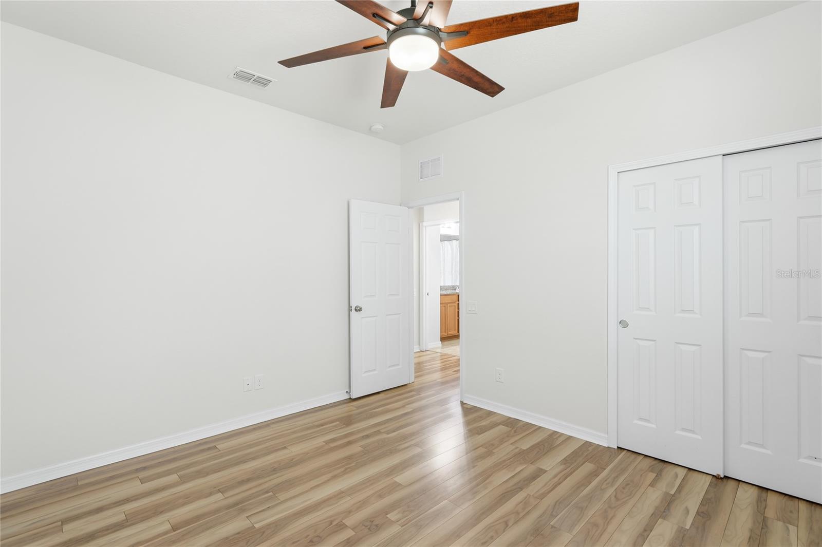 Image 24 of 62 For 5539 105th Terrace E