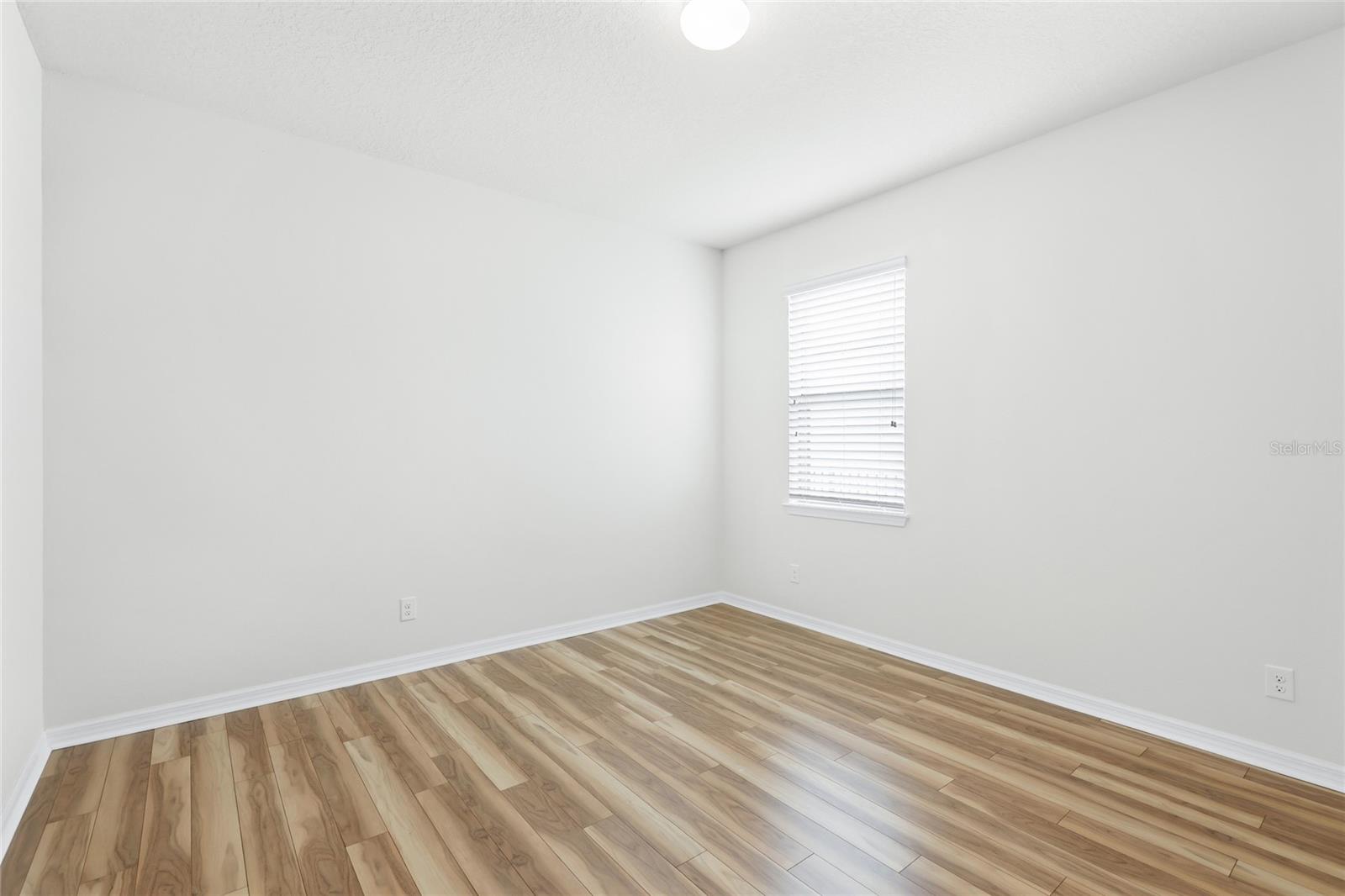Image 27 of 62 For 5539 105th Terrace E