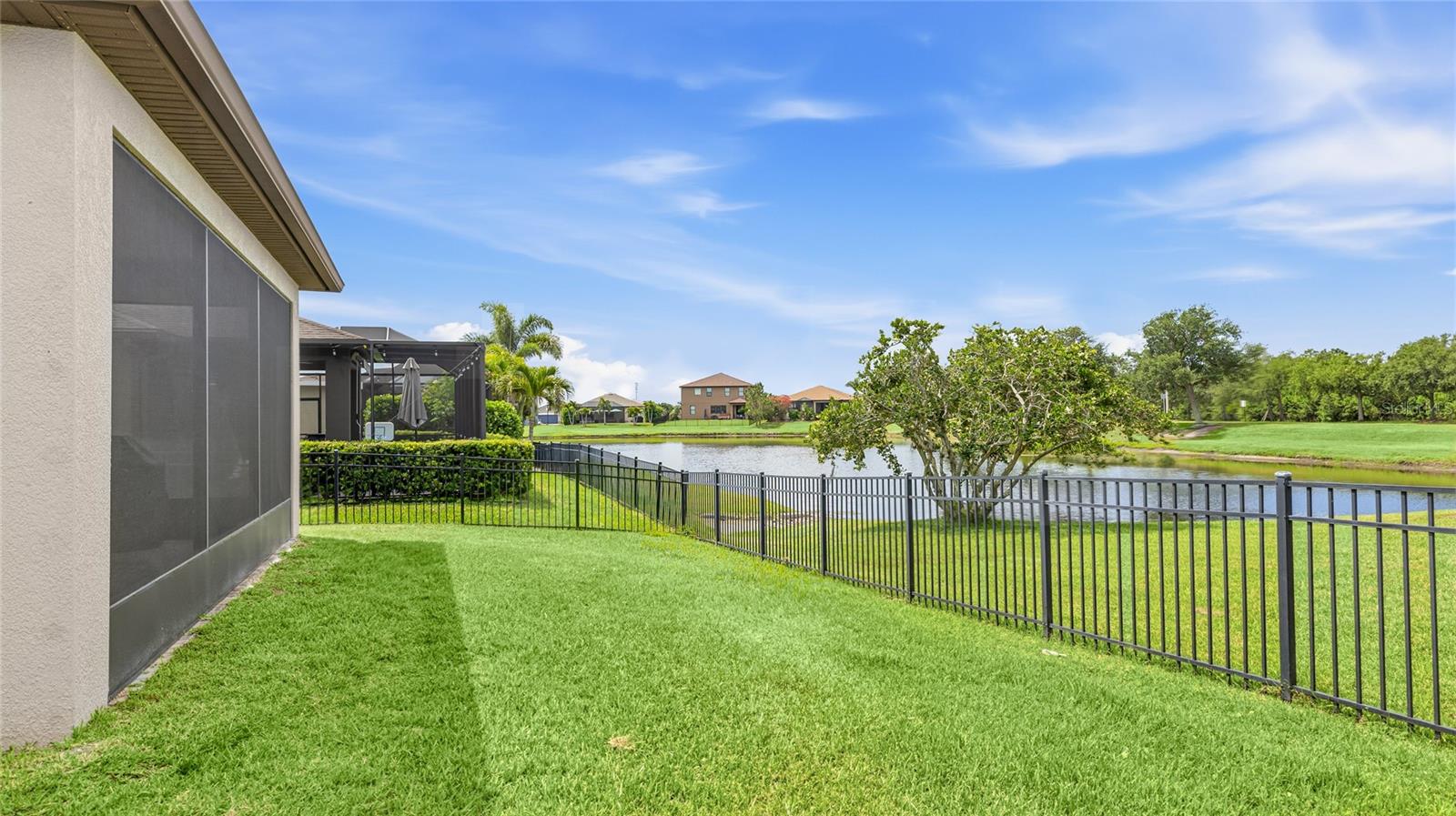 Image 33 of 62 For 5539 105th Terrace E