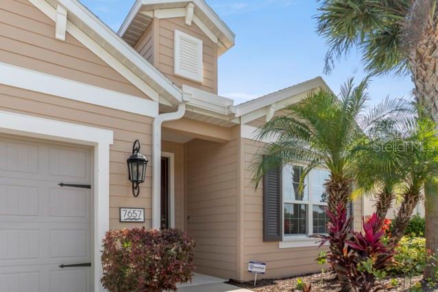 Image 3 of 57 For 7657 Ridgelake Circle