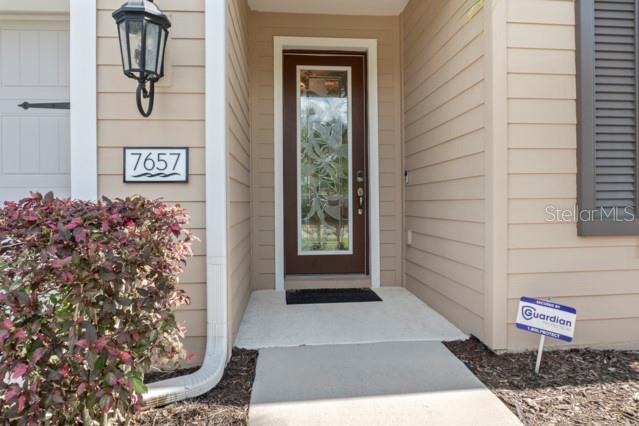 Image 4 of 57 For 7657 Ridgelake Circle
