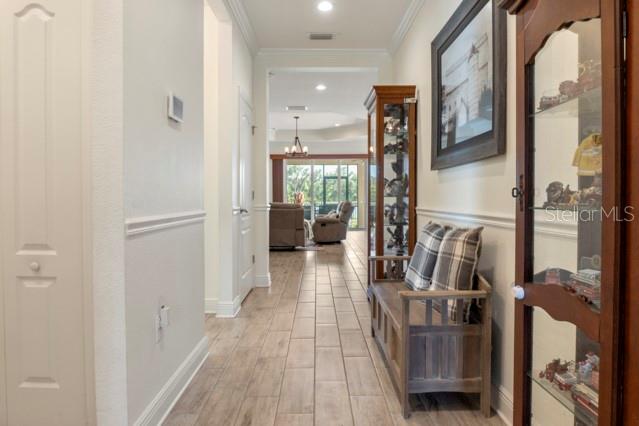 Image 6 of 57 For 7657 Ridgelake Circle