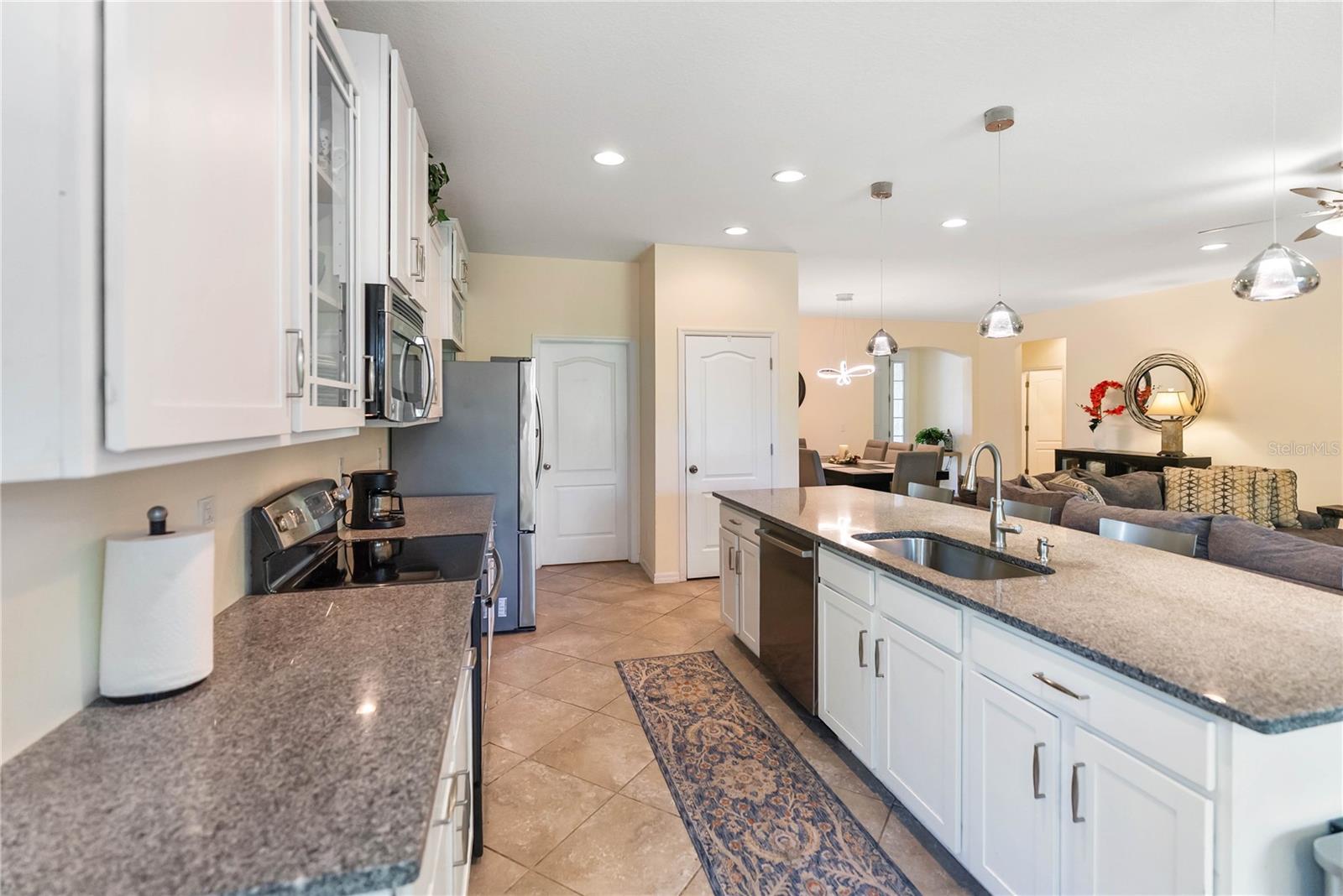 Image 11 of 47 For 6228 35th Court E