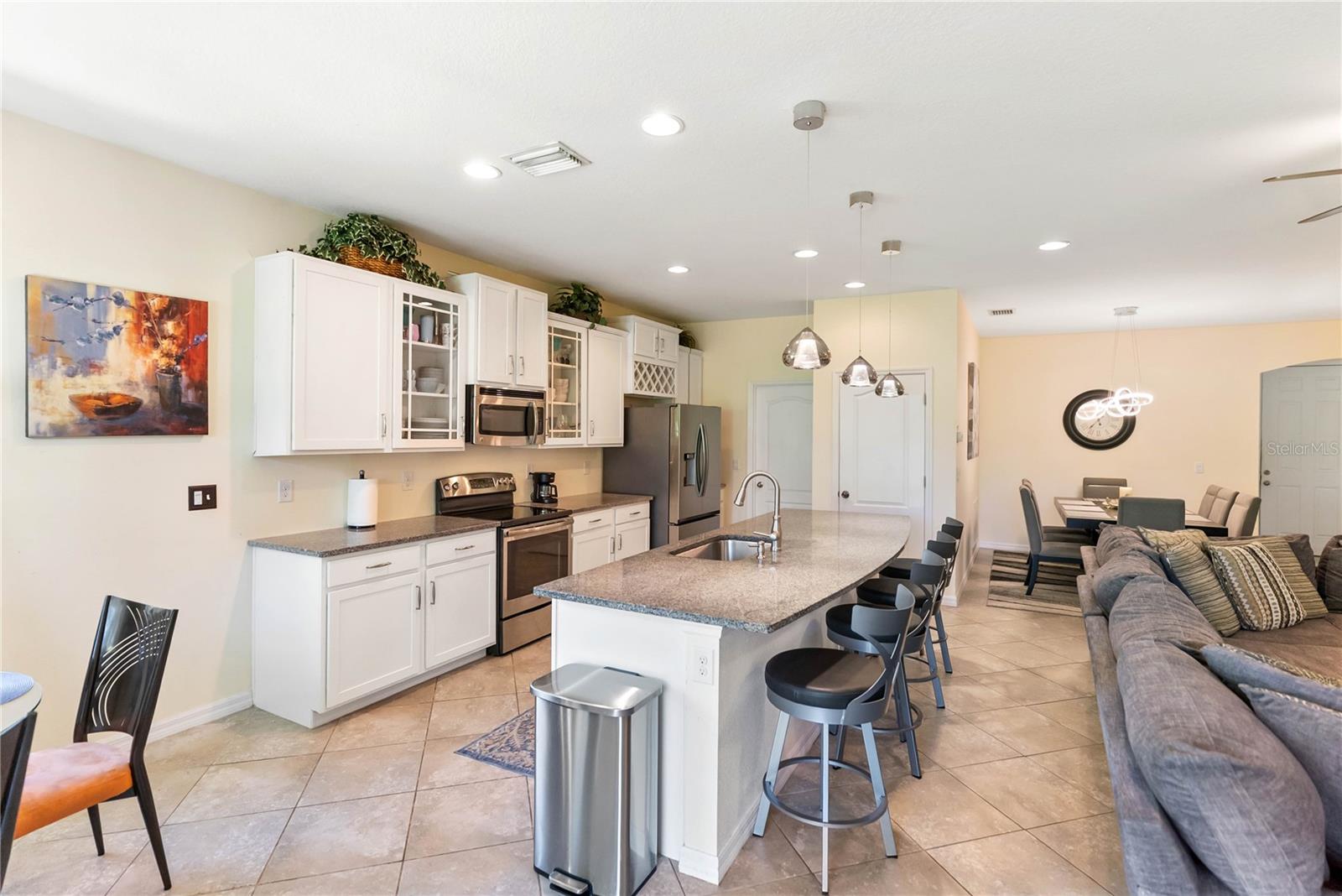 Image 14 of 47 For 6228 35th Court E