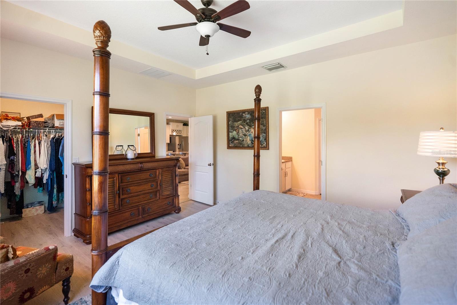 Image 21 of 47 For 6228 35th Court E
