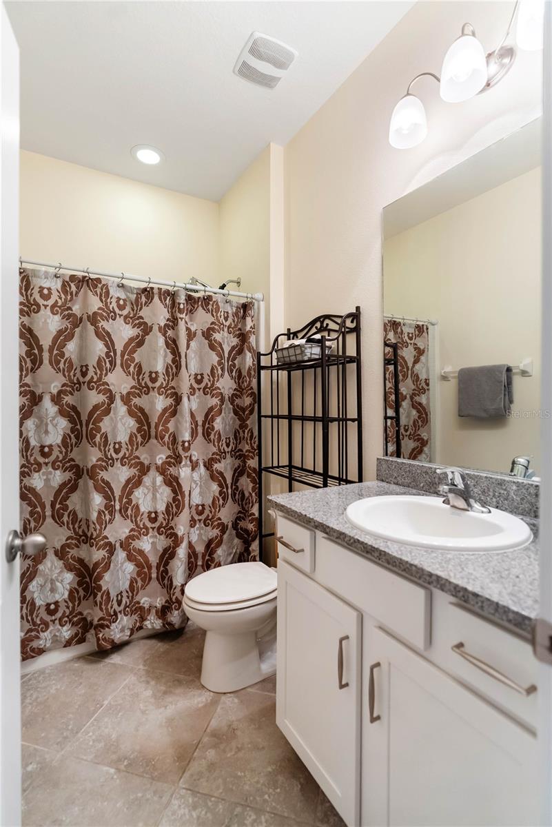 Image 32 of 47 For 6228 35th Court E