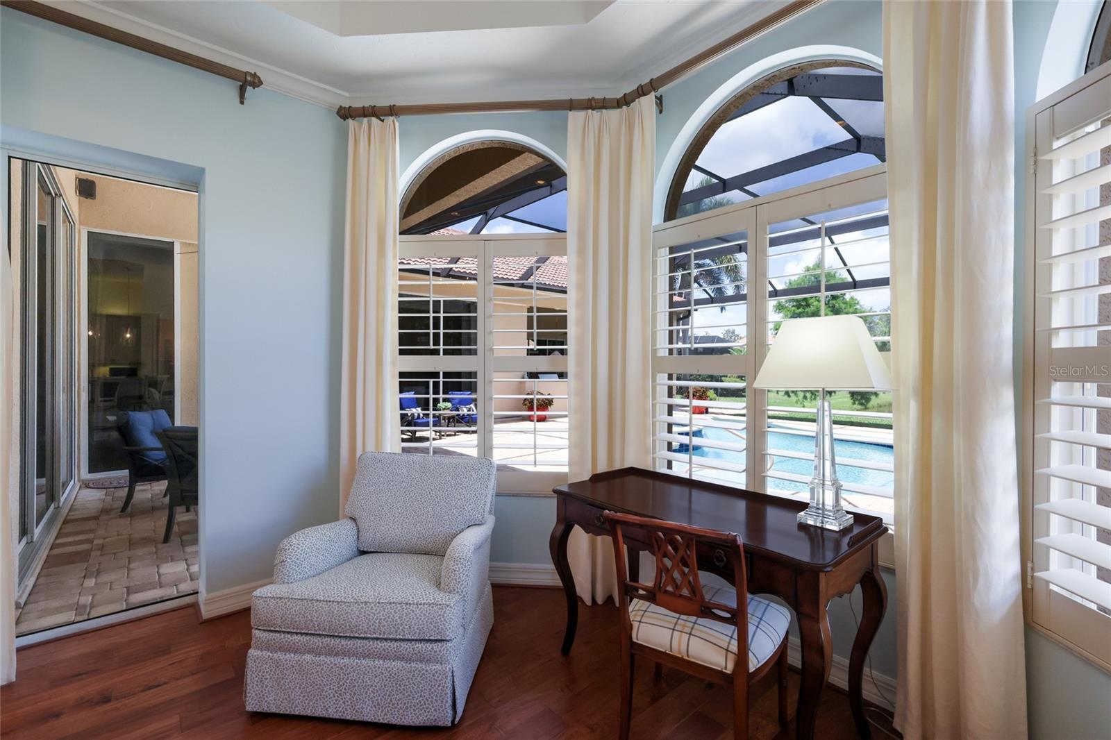 Image 38 of 82 For 7207 Ashland Glen