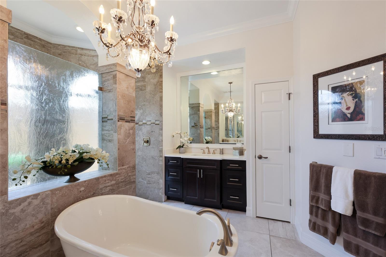 Image 41 of 82 For 7207 Ashland Glen