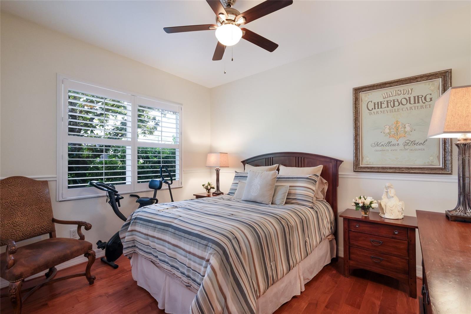 Image 46 of 82 For 7207 Ashland Glen