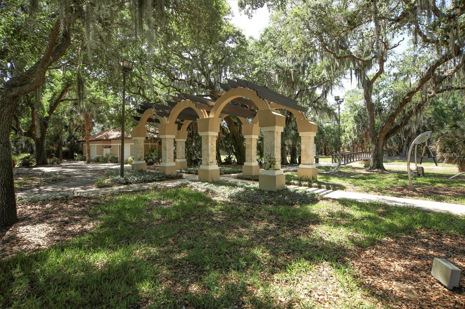 Image 40 of 47 For 8501 Park Shore Lane