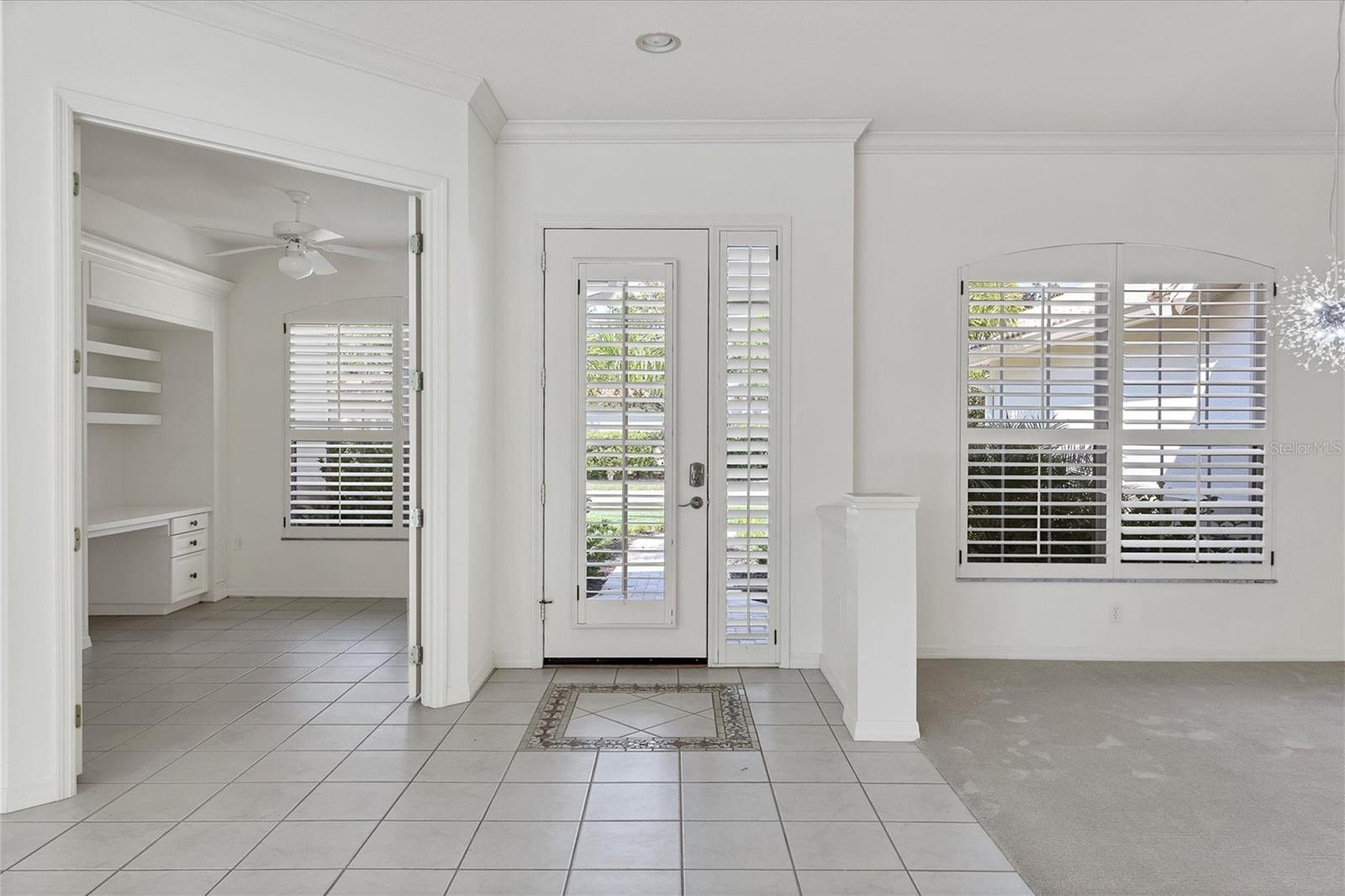Image 5 of 47 For 8501 Park Shore Lane