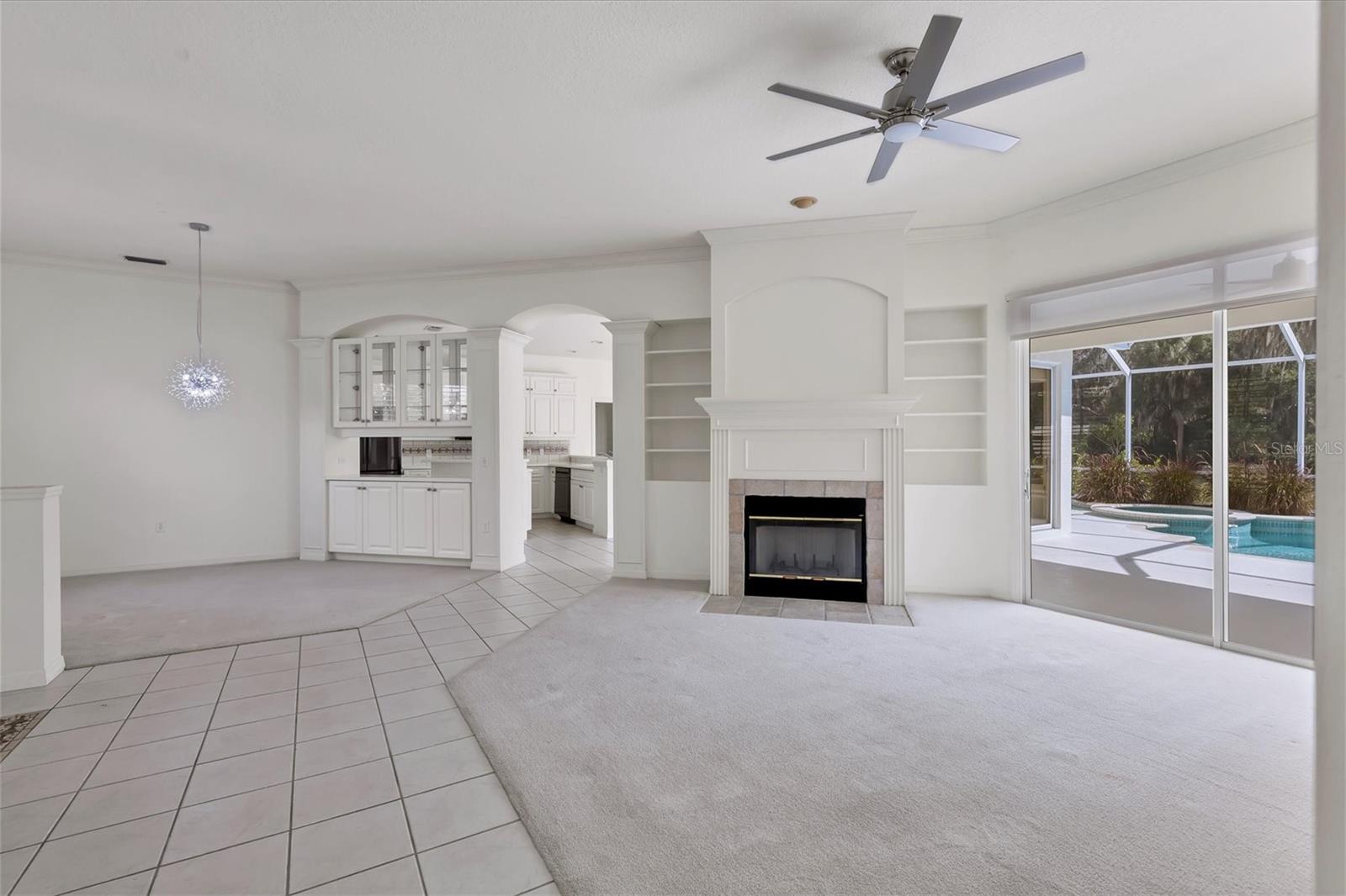 Image 9 of 47 For 8501 Park Shore Lane