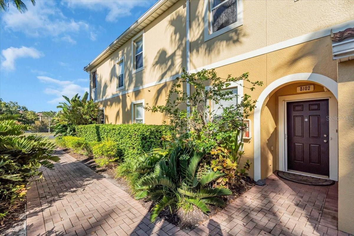 Image 4 of 30 For 8106 Moonstone Drive 17-204