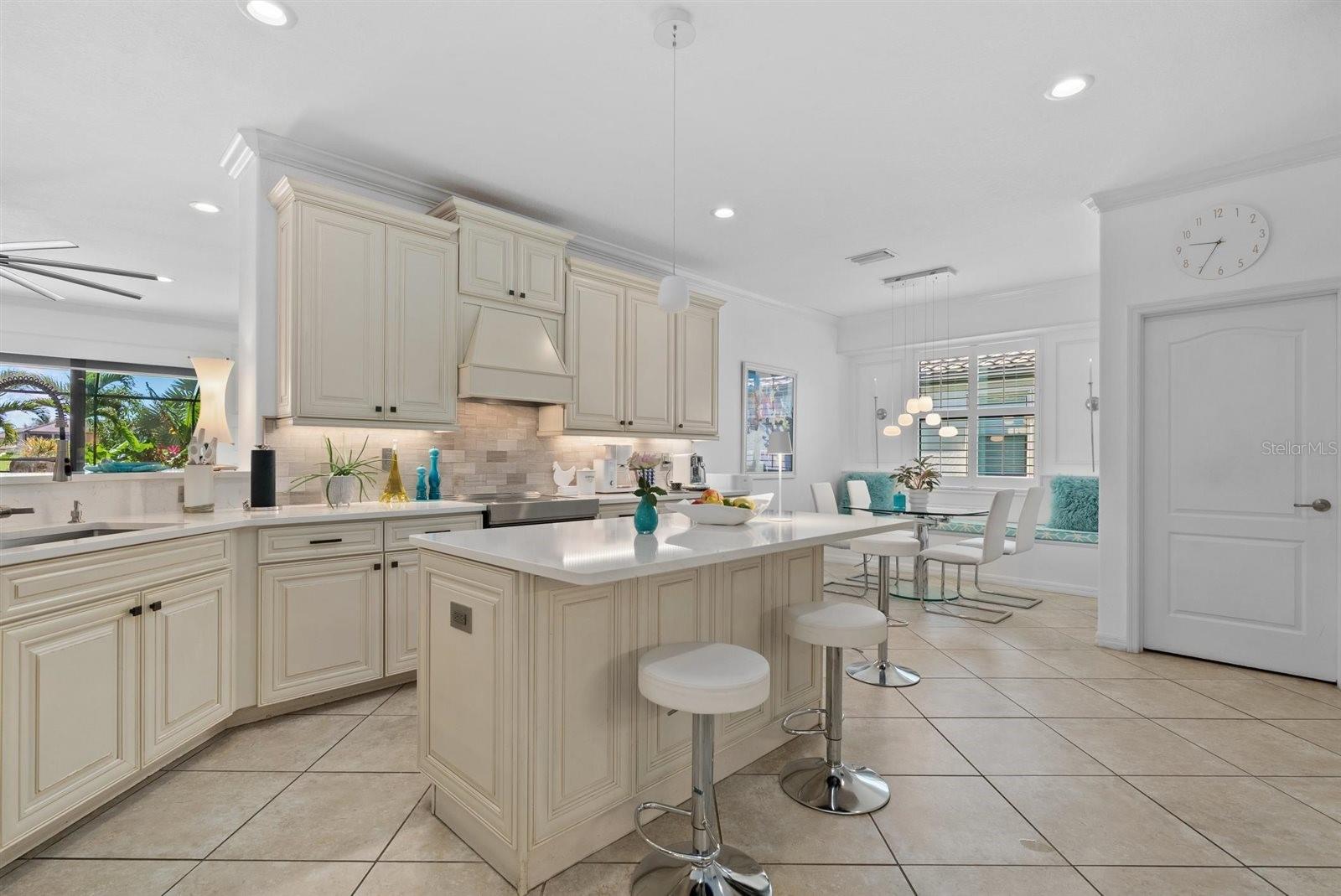 Image 8 of 40 For 6860 Wild Lake Terrace
