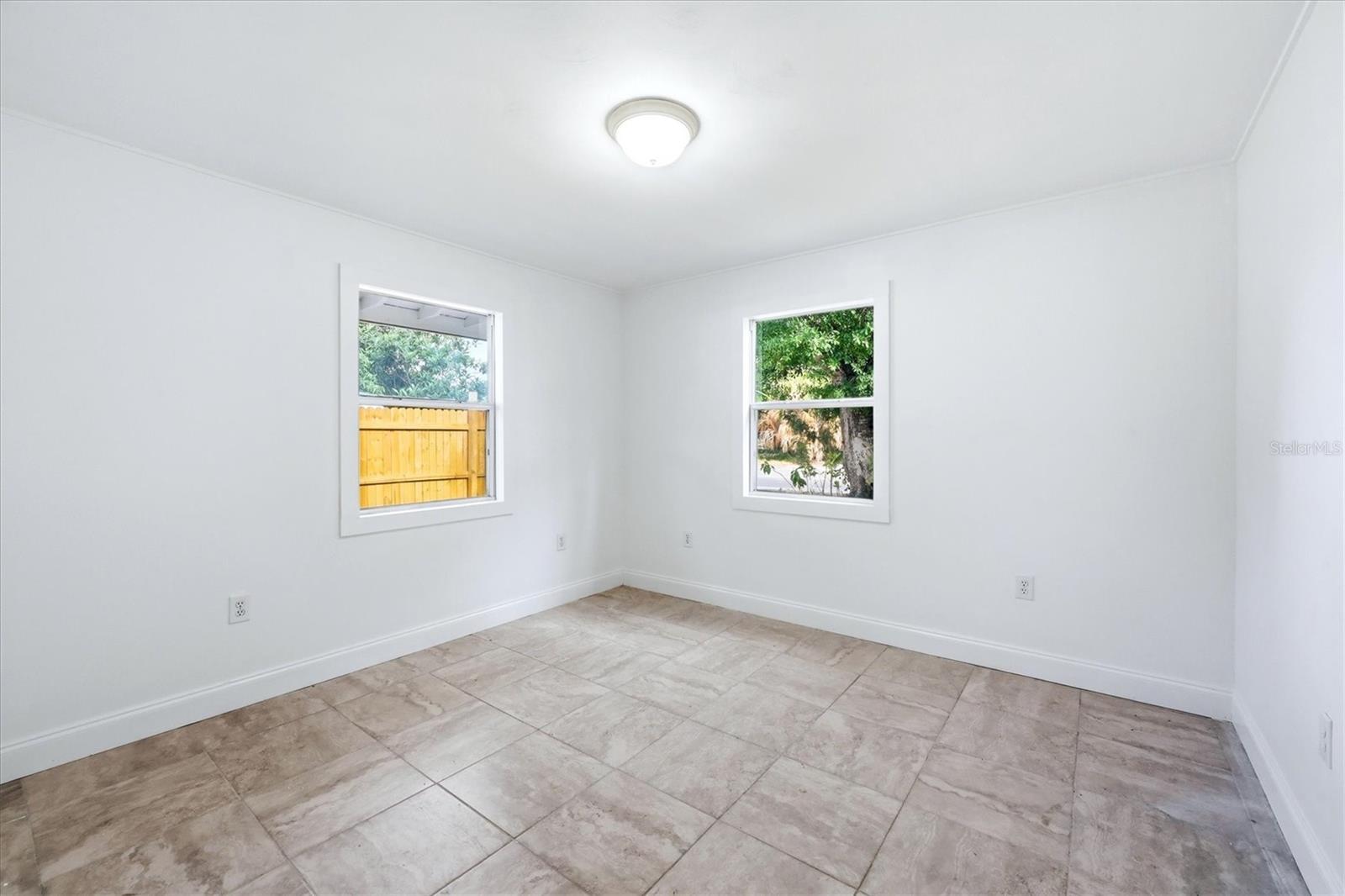 Image 16 of 29 For 902 37th Street W