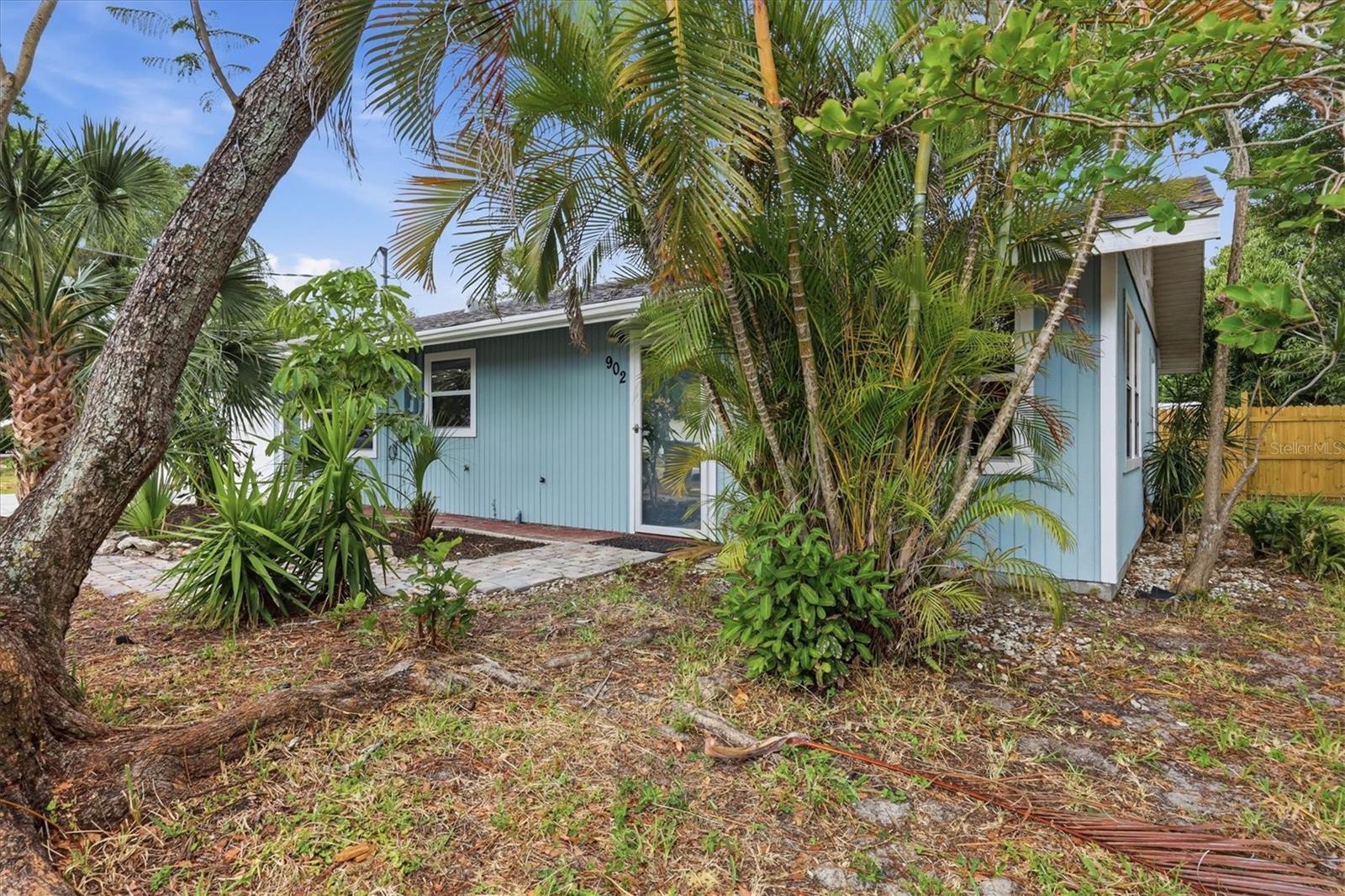 Image 29 of 29 For 902 37th Street W