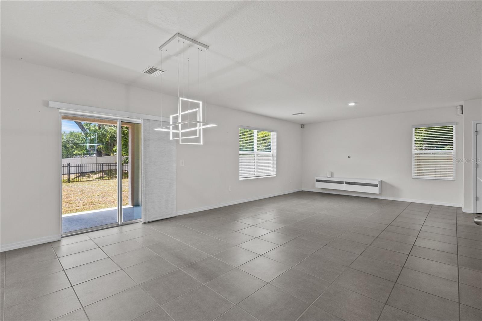 Image 10 of 54 For 5750 Cape Primrose Drive