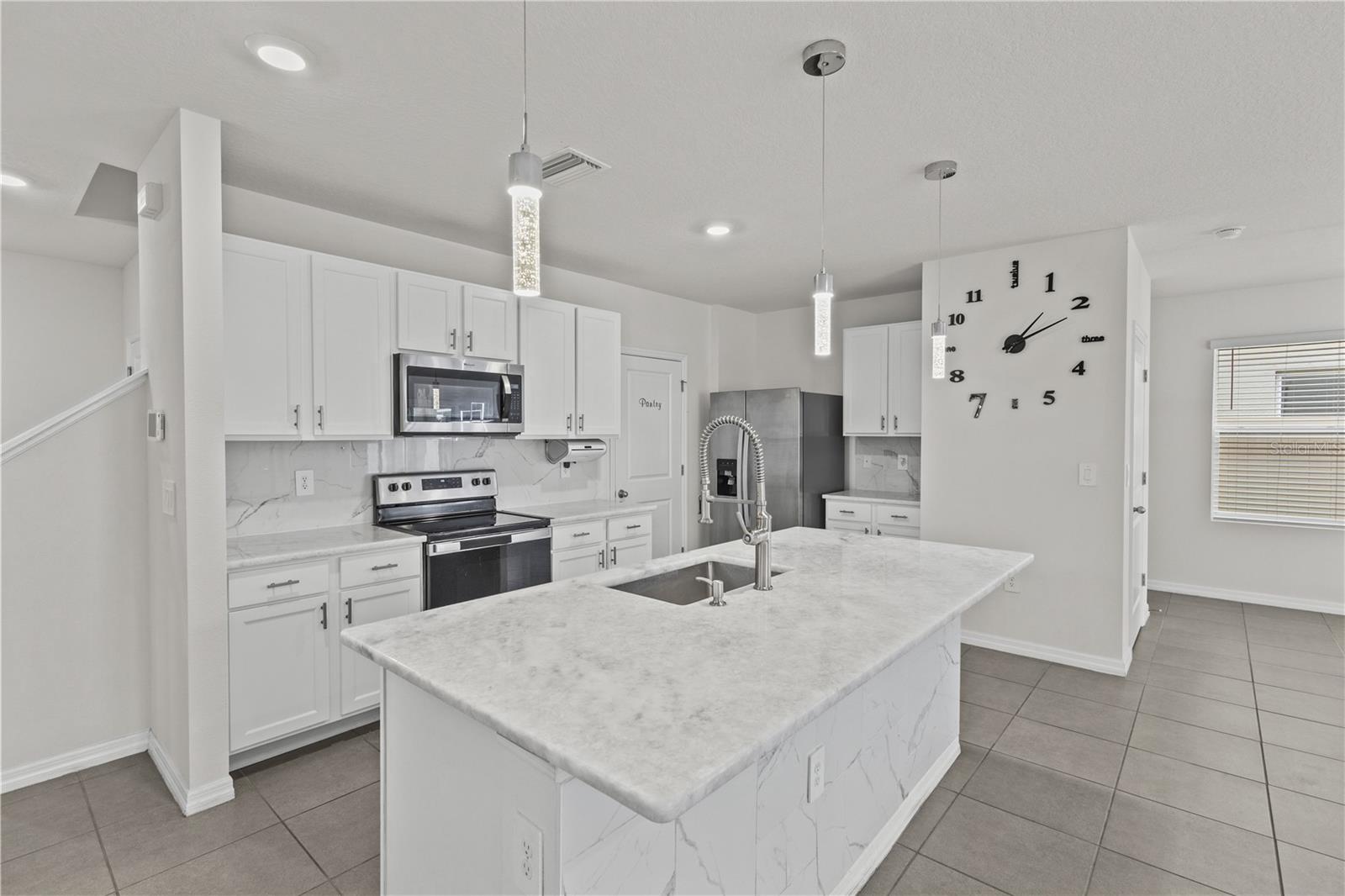 Image 13 of 54 For 5750 Cape Primrose Drive