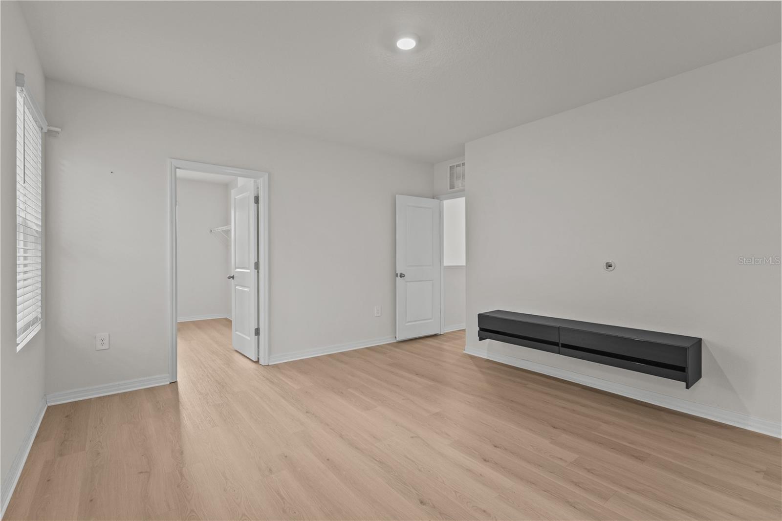 Image 19 of 54 For 5750 Cape Primrose Drive