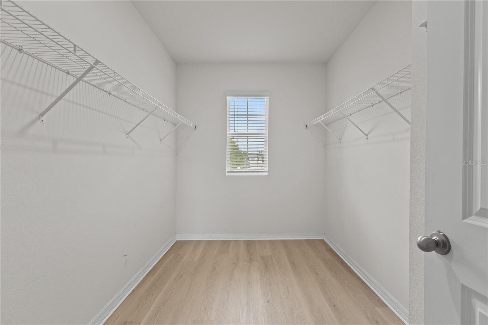 Image 21 of 54 For 5750 Cape Primrose Drive