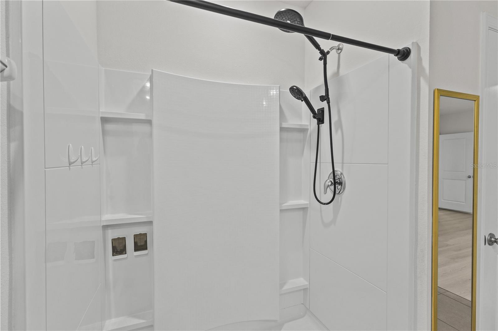Image 24 of 54 For 5750 Cape Primrose Drive