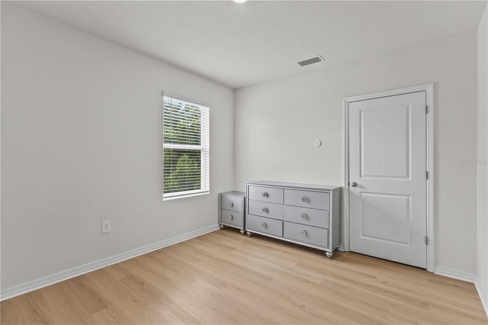 Image 27 of 54 For 5750 Cape Primrose Drive