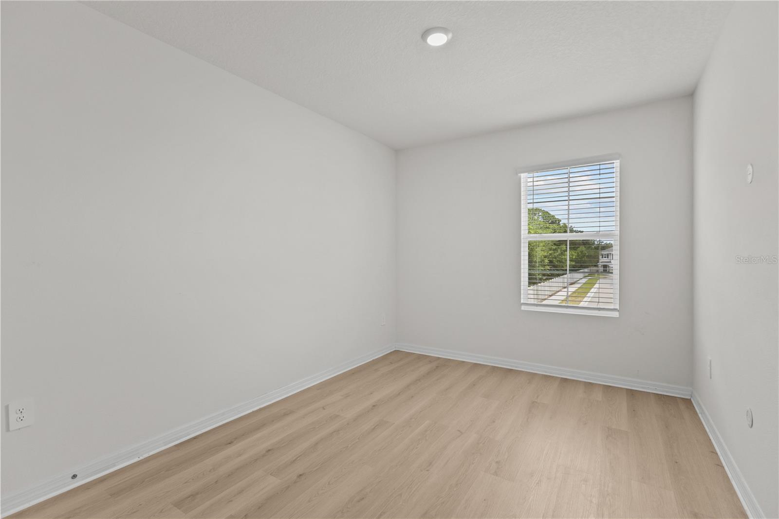 Image 31 of 54 For 5750 Cape Primrose Drive