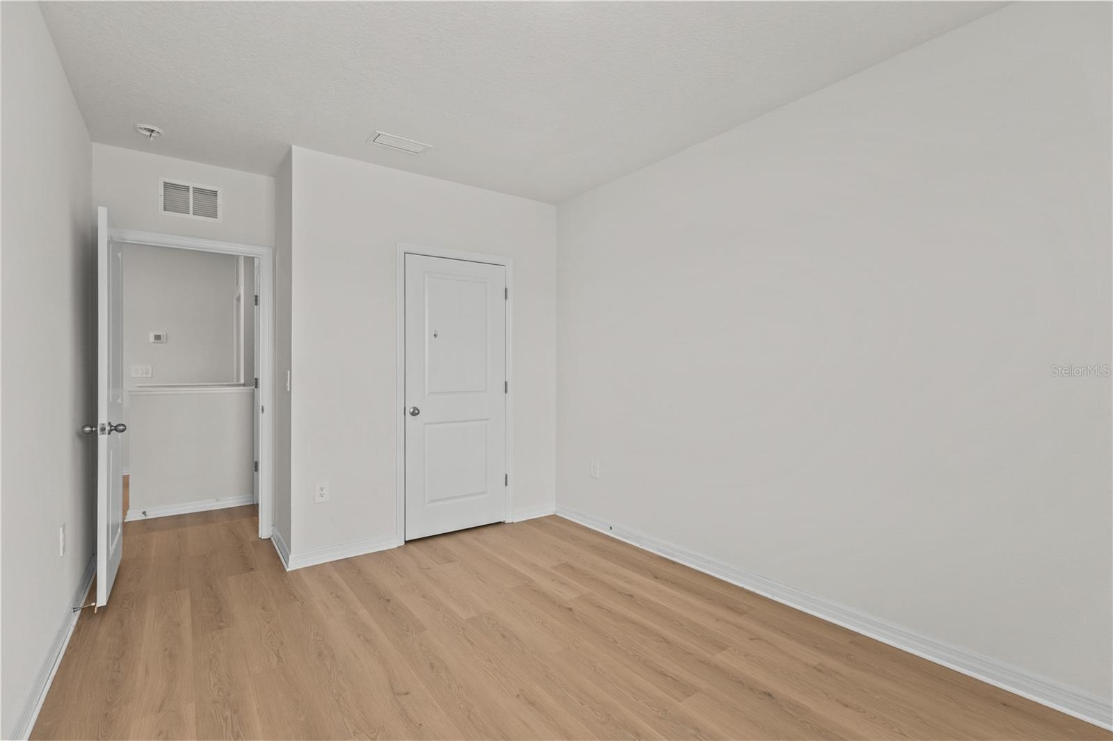Image 32 of 54 For 5750 Cape Primrose Drive